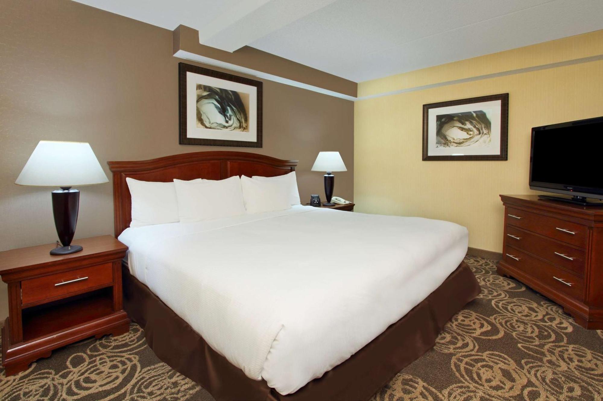 Doubletree By Hilton Mahwah Hotel Exterior foto