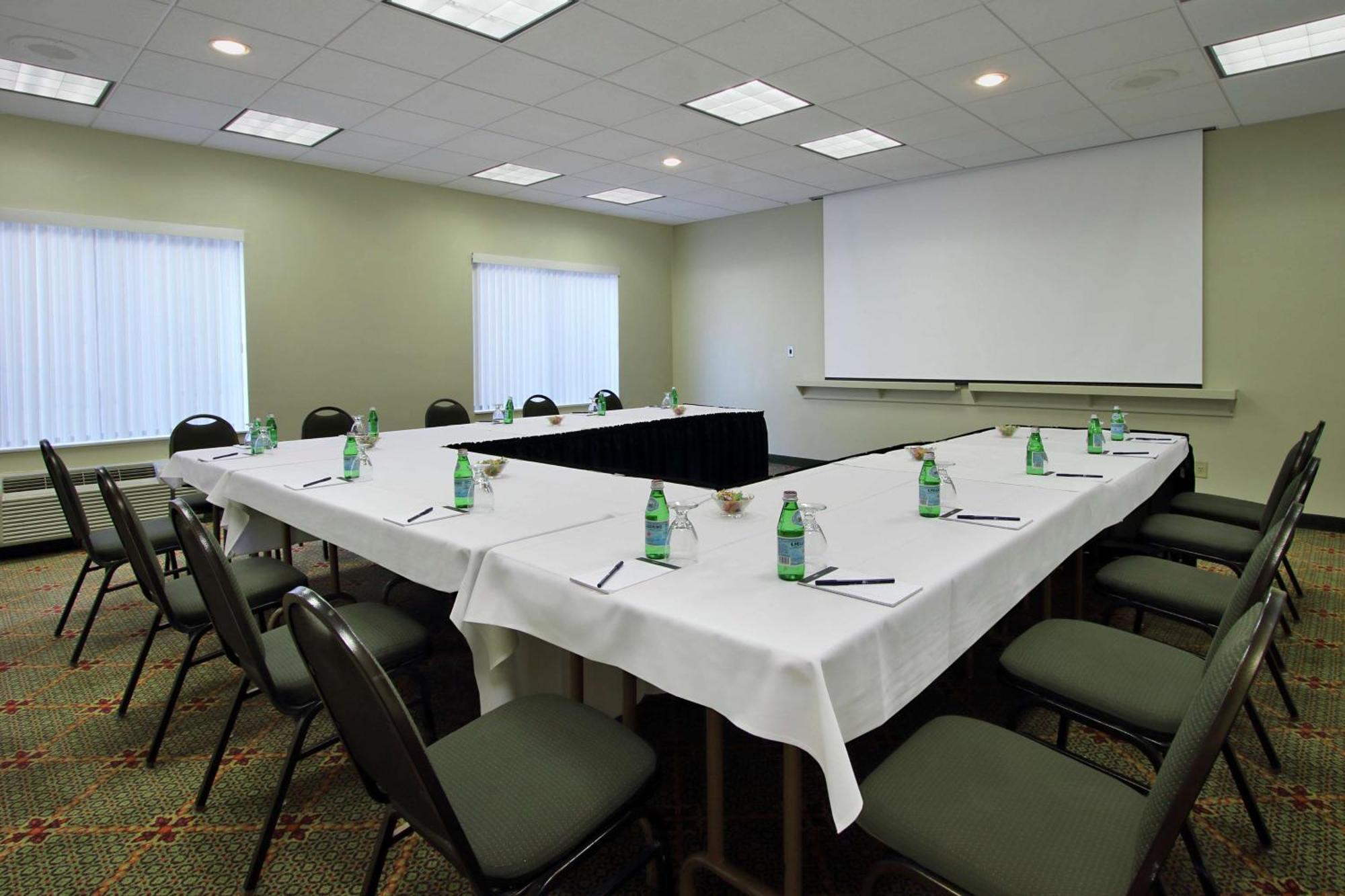 Doubletree By Hilton Mahwah Hotel Exterior foto