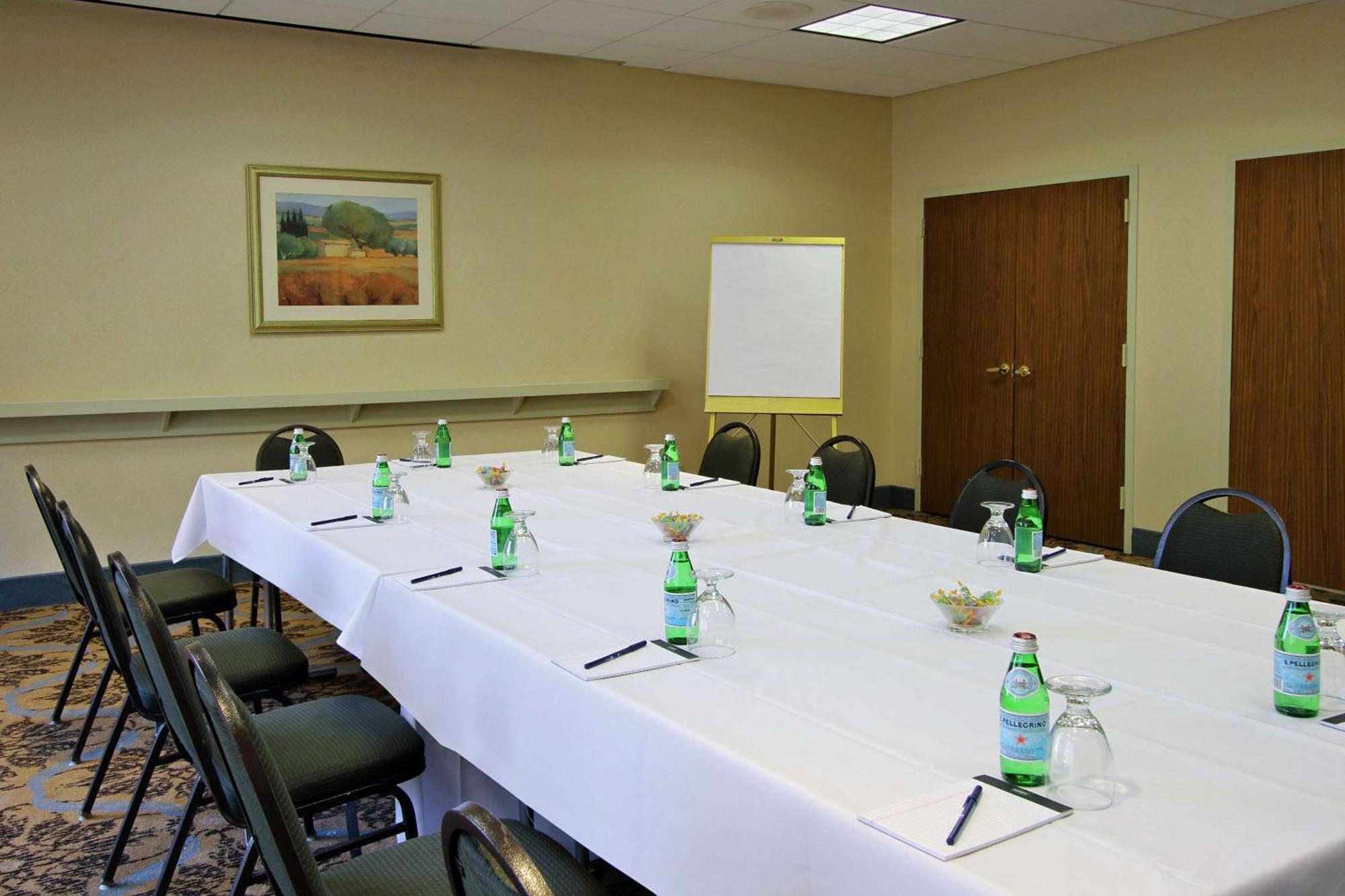 Doubletree By Hilton Mahwah Hotel Exterior foto